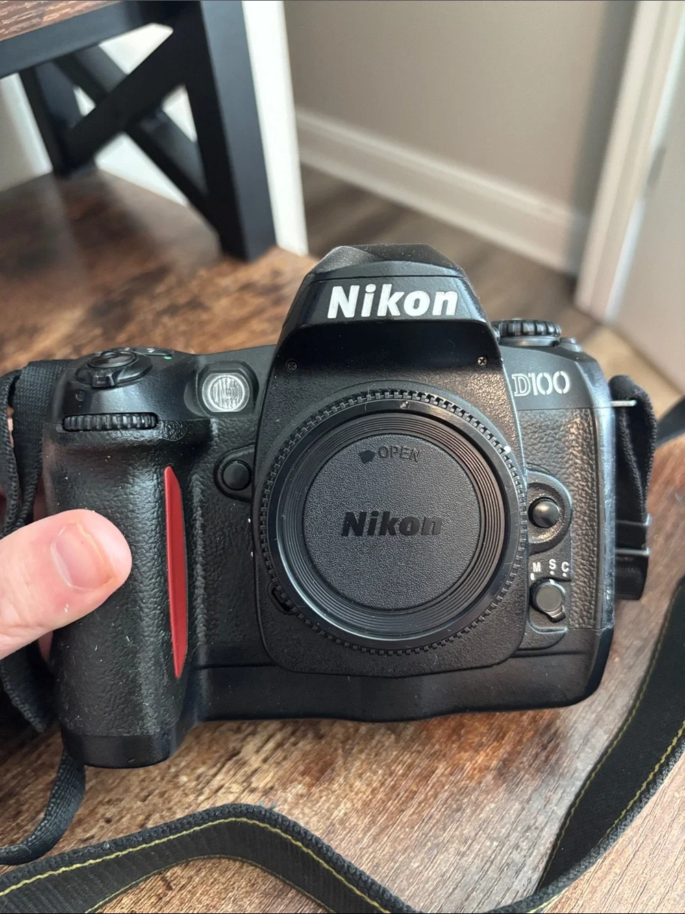 Nikon D100 Digital Camera Body Only